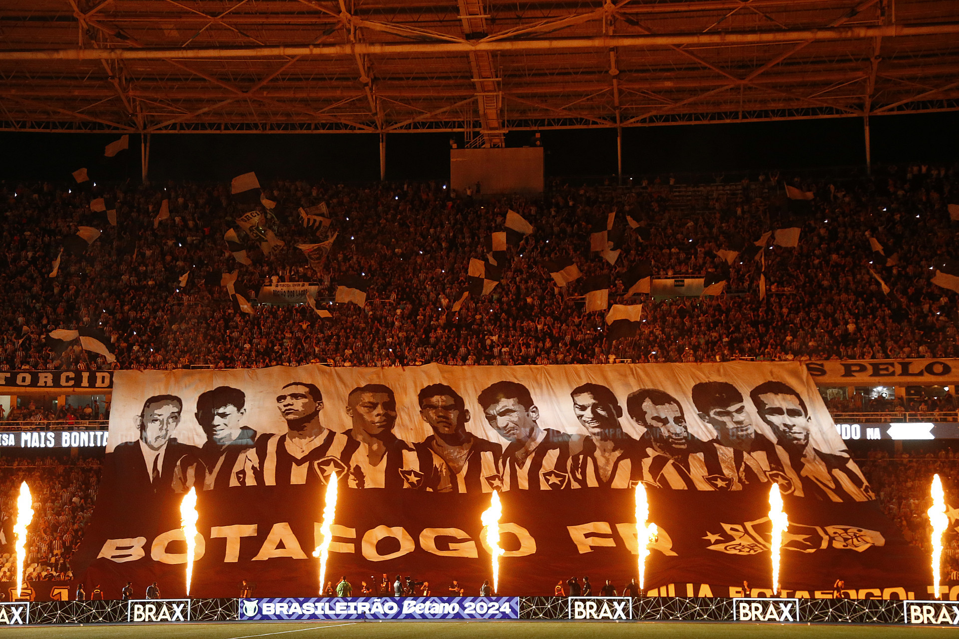 Recep&ccedil;&atilde;o da torcida do Botafogo, no cl&aacute;ssico com o Vasco desta ter&ccedil;a-feira (5) - Vitor Silva / Botafogo