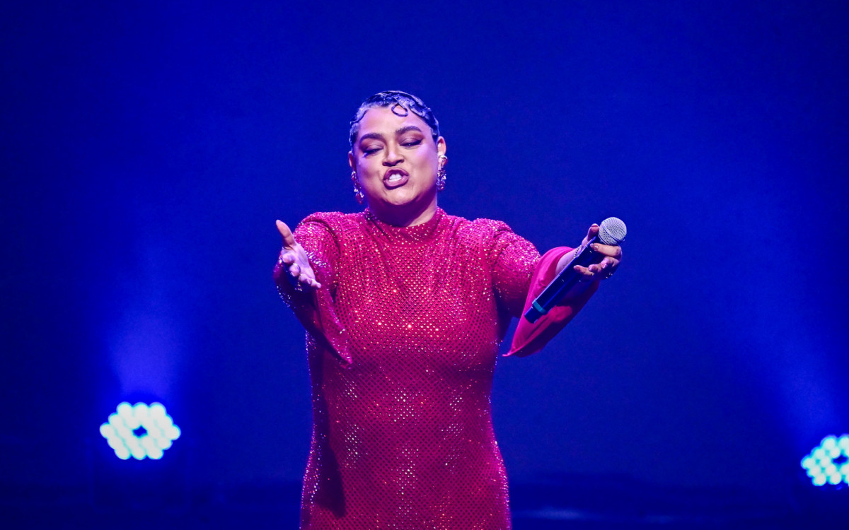 Preta Gil é aplaudida pelo público no Prêmio Potências 2024 - Marcello Barreto/Ag.news