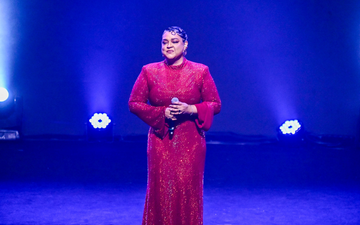 Preta Gil é aplaudida pelo público no Prêmio Potências 2024 - Marcello Barreto/Ag.news