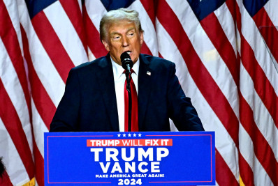 Trump nomeia chefe de gabinete e afirma que está pronto para conversar com Putin