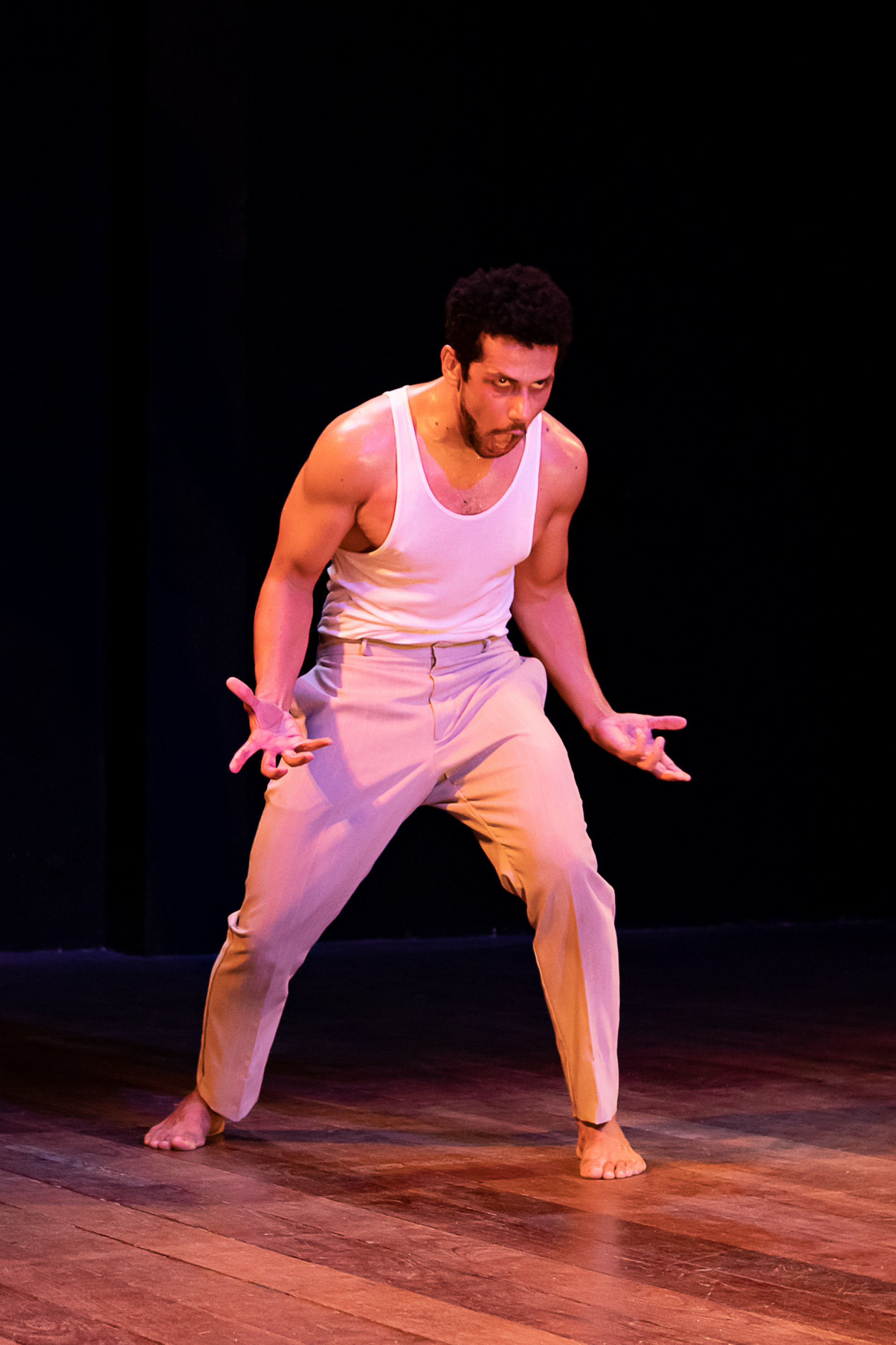 Amaury Lorenzo no monólogo 'A Luta' - Nando Machado / Divulgação