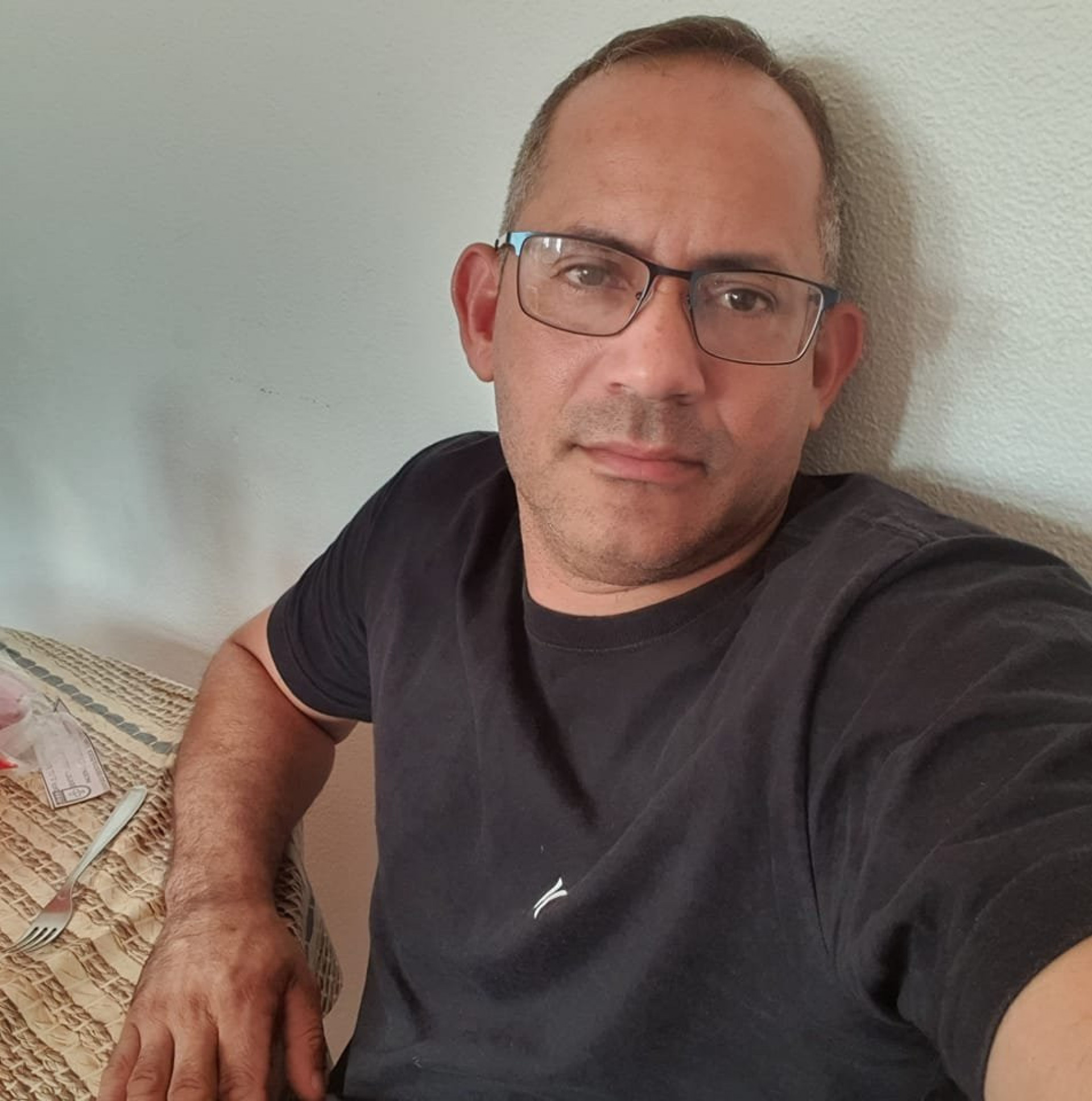 Anizio Carlos da Cunha tinha 45 anos e morreu durante um assalto em São Gonçalo