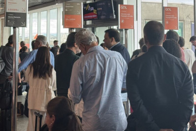Aeroporto Santos Dumont tem voos cancelados 