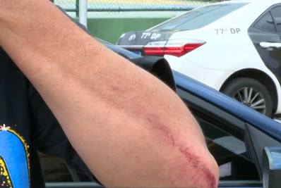 Taxista tem carro roubado e entra em luta corporal com ladrão na Vila da Penha