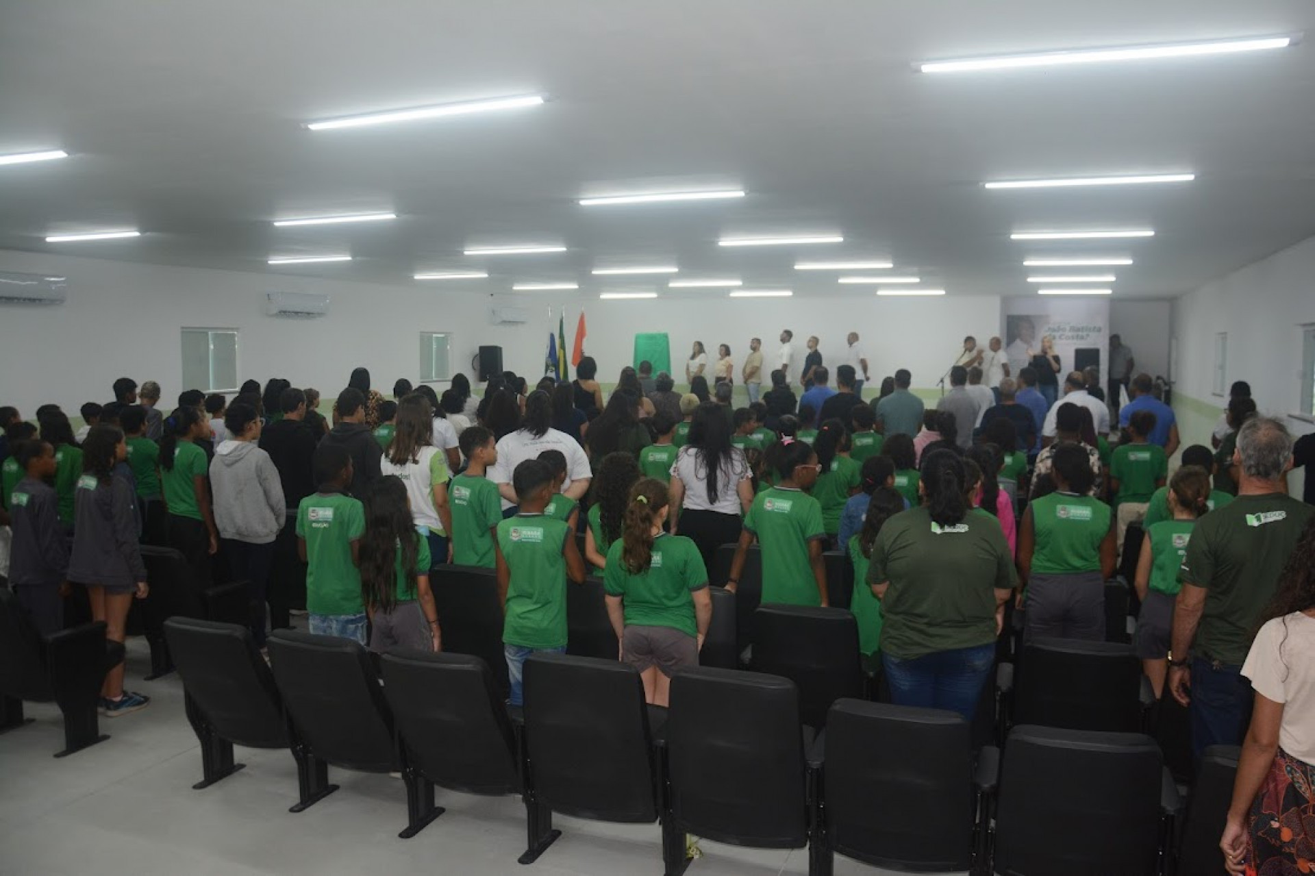 Inaugura&ccedil;&atilde;o do Audit&oacute;rio Jo&atilde;o Batista da Costa, na Escola Municipal Prefeito Oscar Magalh&atilde;es - Ascom 