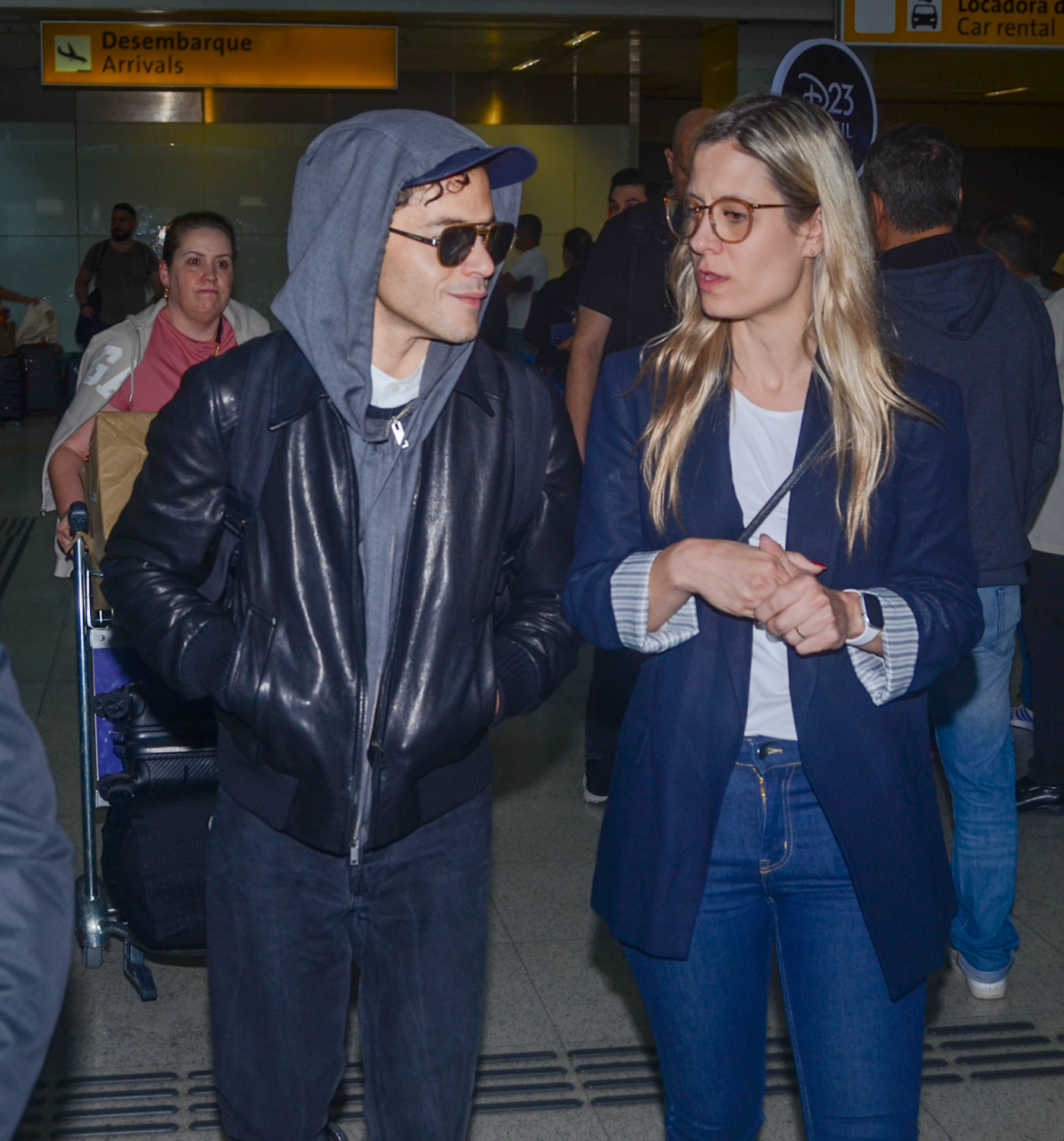 Rami Malek desembarca em aeroporto de São Paulo - Araujo / Agnews