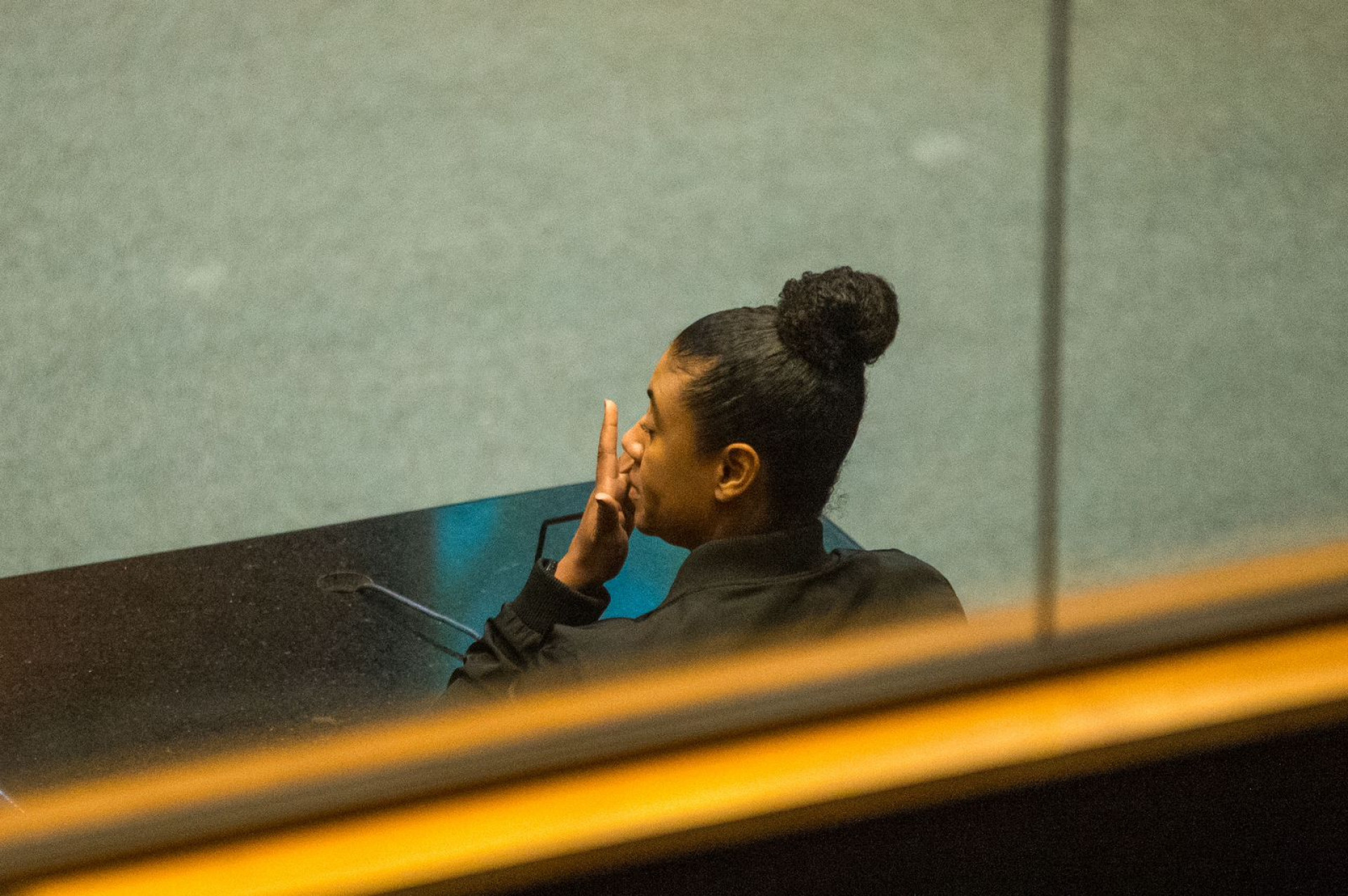 M&atilde;e de &Aacute;gatha F&eacute;lix, Vanessa Sales, prestoudepoimento no julgamento do PM Rodrigo Jos&eacute; Matos Soares