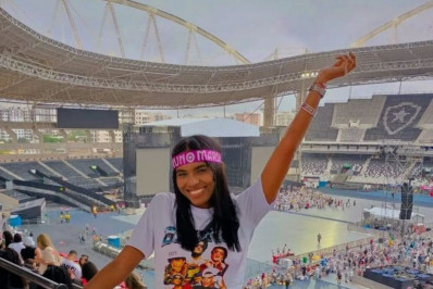 Jovem é chamada de 'macaca' e 'feia' ao entrar em live na web