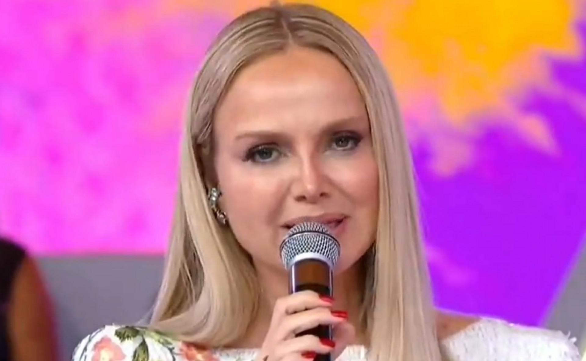 Eliana participa do Teleton ao lado de outros famosos - Reprodução de vídeo