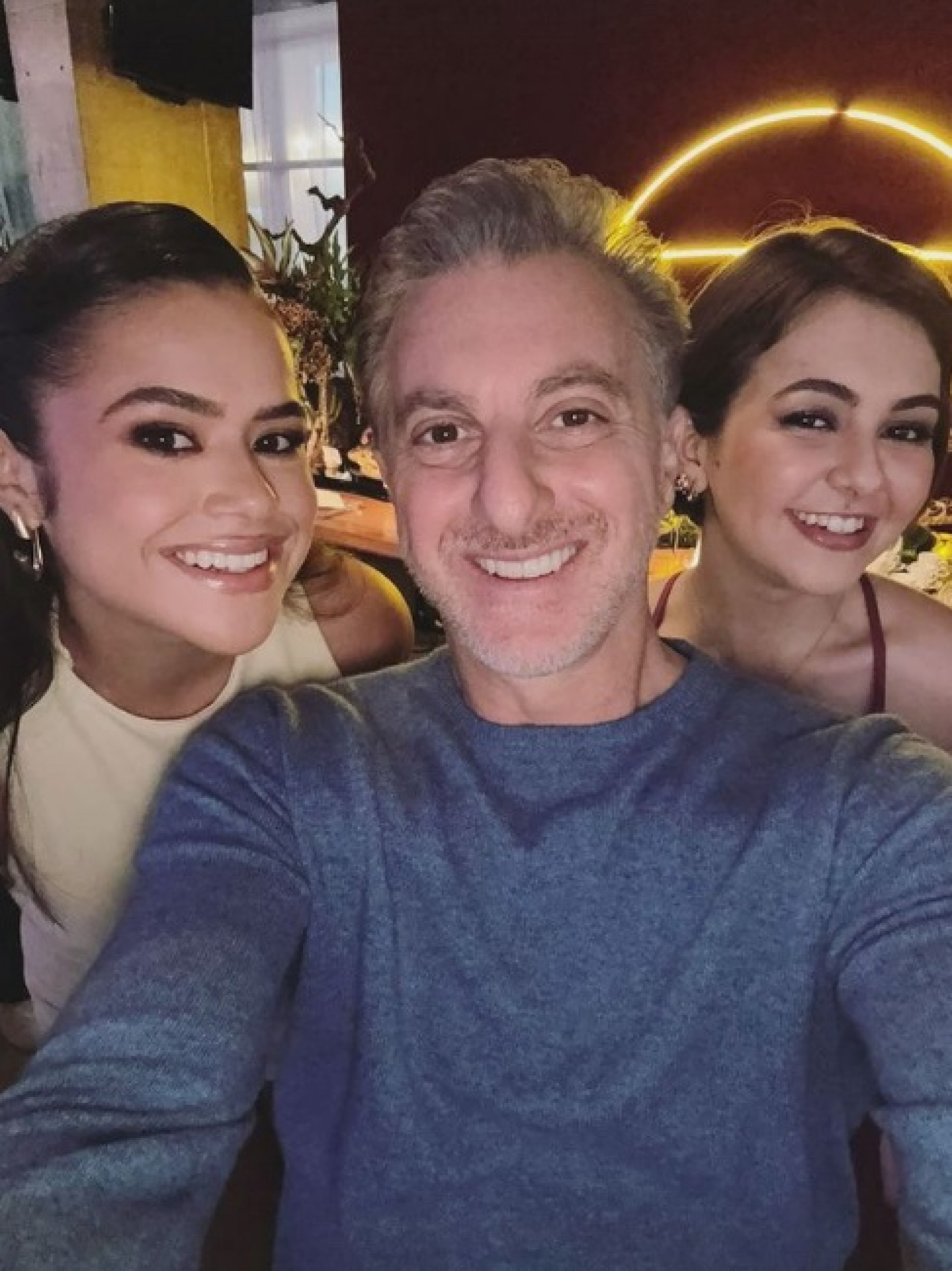 Maisa, Luciano Huck e Klara Castanho - Reprodução do Instagram