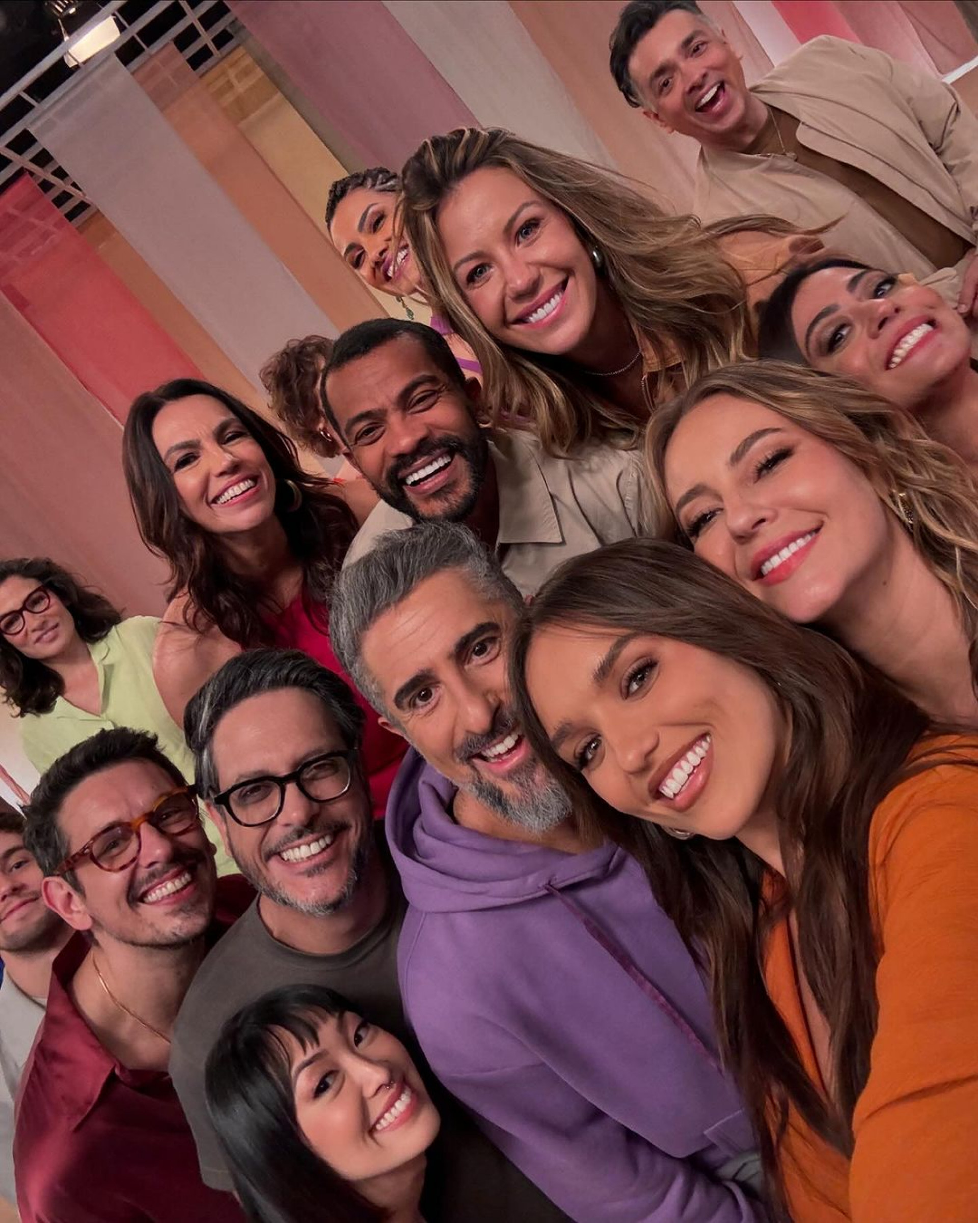Artistas gravam vinheta de final de ano da TV Globo - Reprodução do Instagram