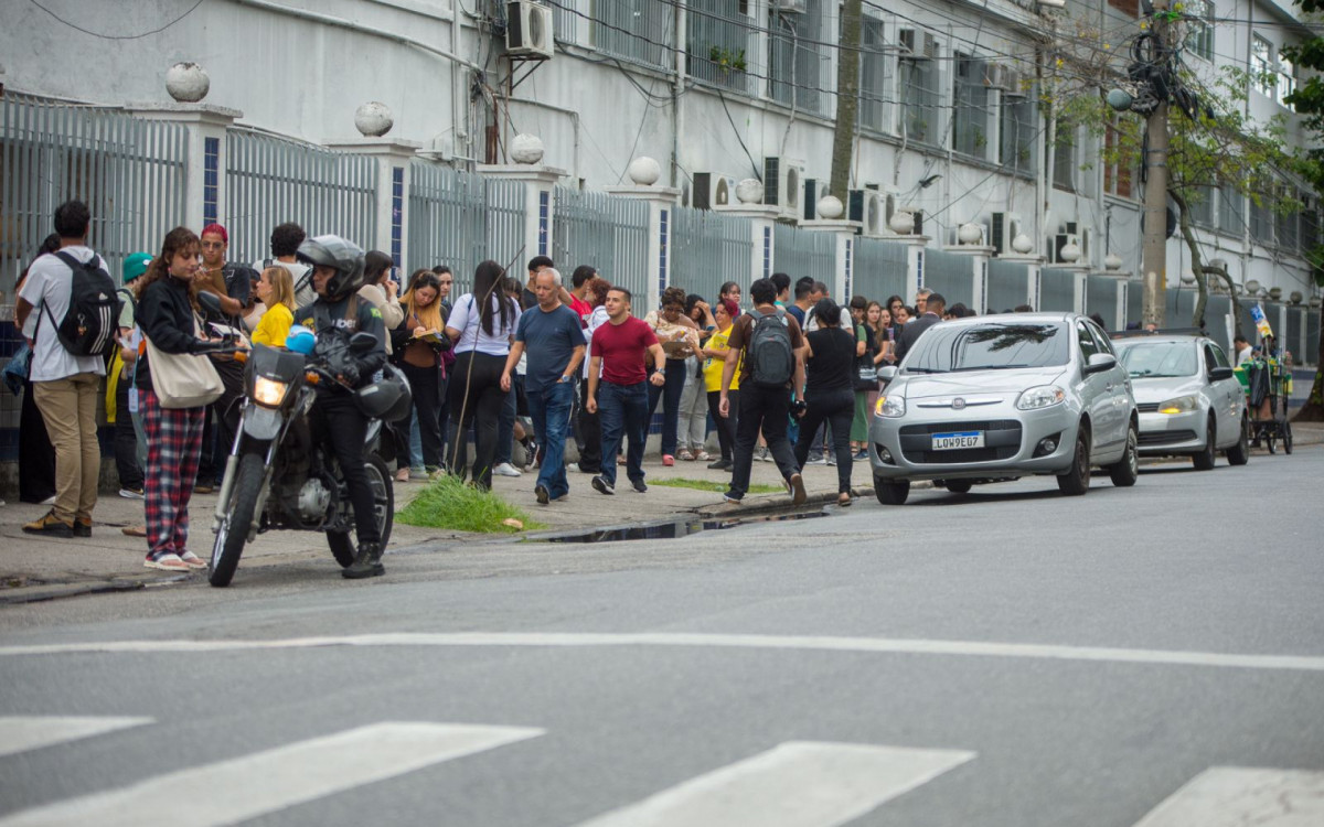 Alunos chegam para o último dia de Enem no Cefet do Maracanã - Armando Paiva / Agência O Dia
