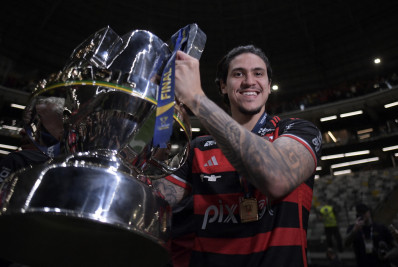 Atacante do Flamengo, Pedro revela sofrimento em final do lado de fora: 'Difícil demais'