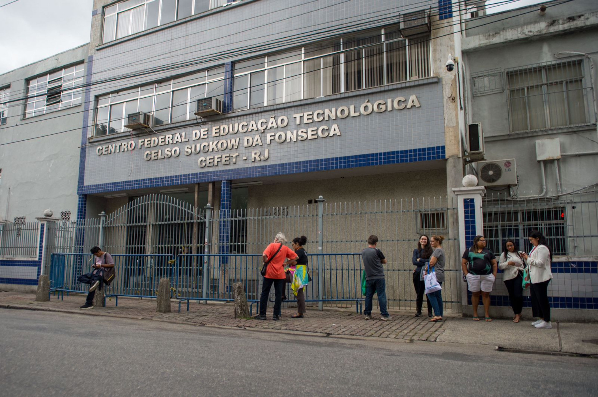 Ataque no Centro Federal de Educa&ccedil;&atilde;o Tecnol&oacute;gica Celso Suckow da Fonseca (Cefet-RJ), no Maracan&atilde;, causou correria entre alunos - Arquivo/ Ag&ecirc;ncia O Dia