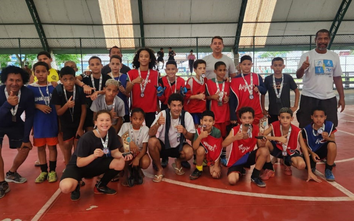 Torneio Futsal reuniu mais de cem crianças dos polos da prefeitura