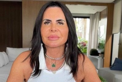 Gretchen detona seguidora após ser chamada de velha: 'Morre de inveja'