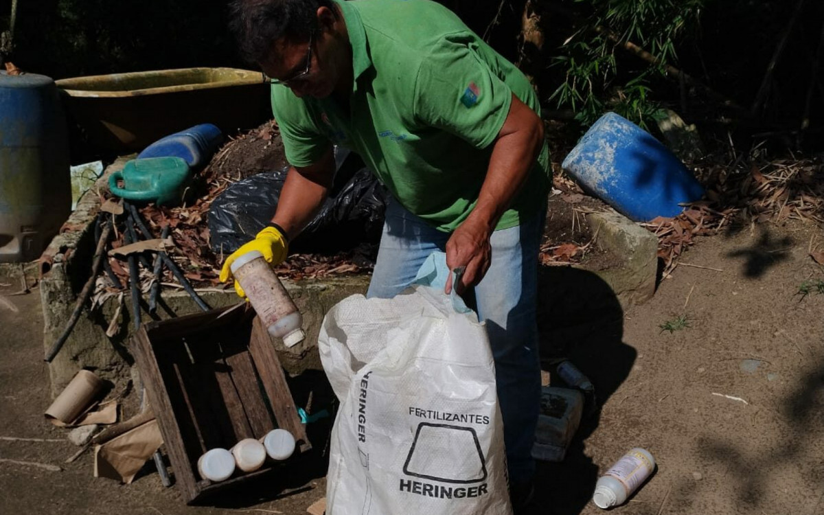 Mais de 600 embalagens de agrot&oacute;xicos foram recolhidas em Mag&eacute; - Divulga&ccedil;&atilde;o