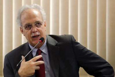 'Estamos a caminho de um suicídio planetário', diz climatologista brasileiro sobre propostas da COP29