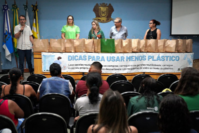 Secretaria de Meio Ambiente entrega novos uniformes a cooperativas de reciclagem de Volta Redonda