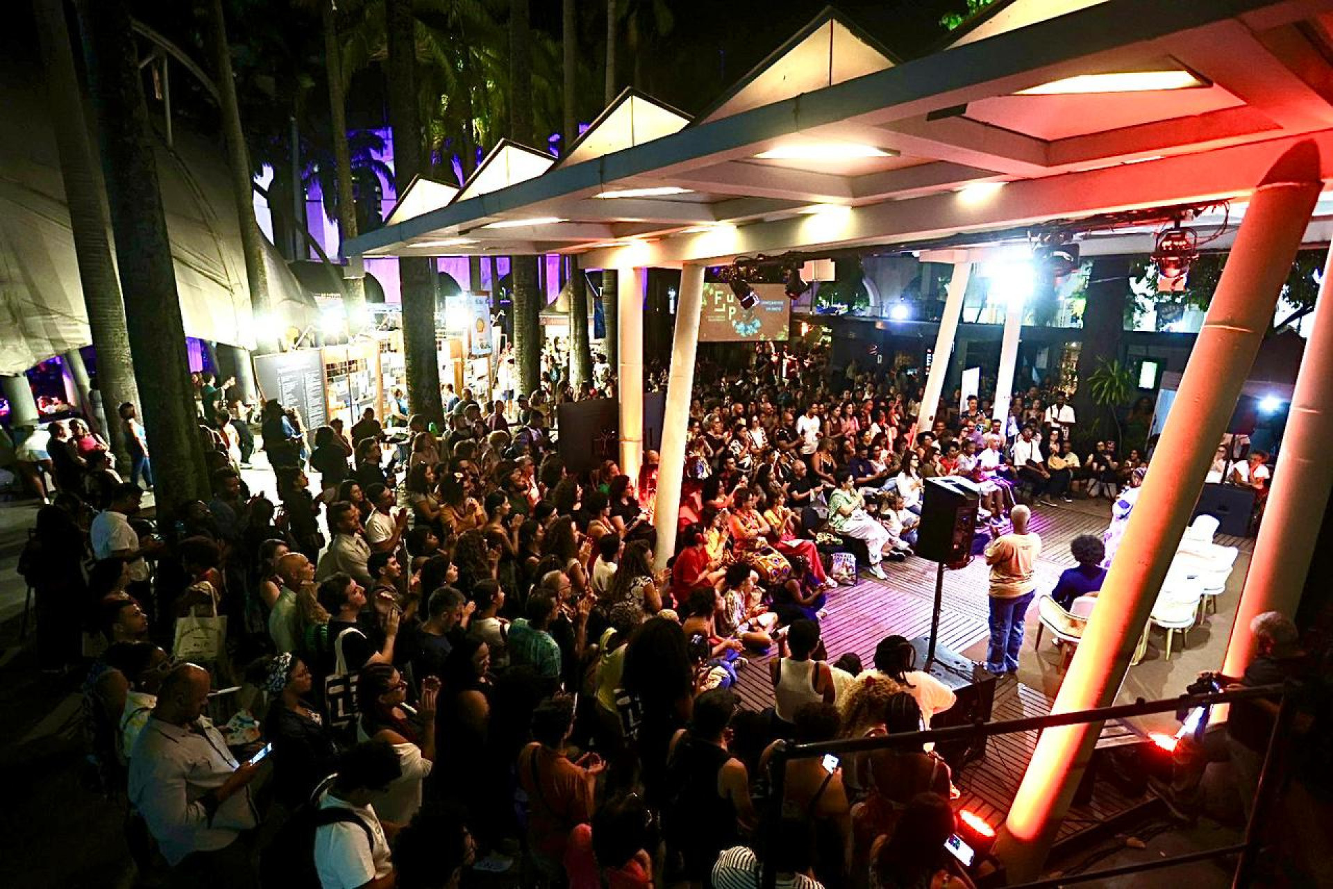 Festa Liter&aacute;ria das Periferias promove shows, debates e oficinas na Lapa, Regi&atilde;o Central - Michelle Castilho/ Acervo Circo Voador