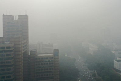 Capital da Índia asfixiada por nuvem de poluição; veja imagens