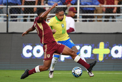 Raphinha lamenta empate do Brasil, mas valoriza ponto fora de casa: 'Foi complicado'