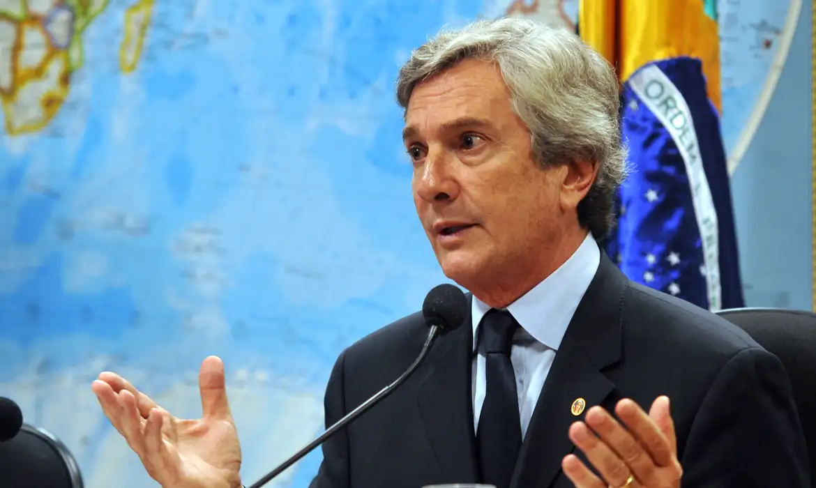 Defesa de Collor entra com novo recurso no STF para tentar evitar prisão 