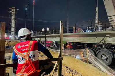 Passarela de Inoã recebe nova estrutura no vão central