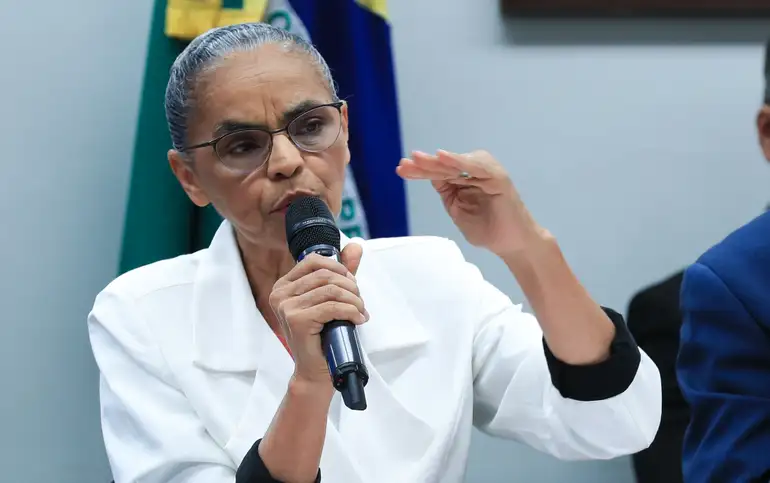 Marina diz que licenças ambientais seguem lei após Lula indicar estudo para Margem Equatorial