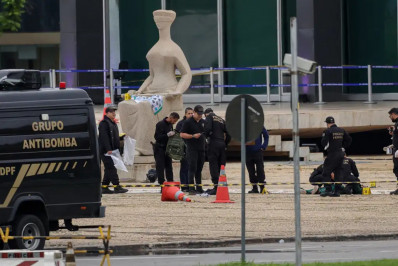 Explosões na Praça dos Três Poderes ampliam lista de ataques em Brasília; relembre incidentes