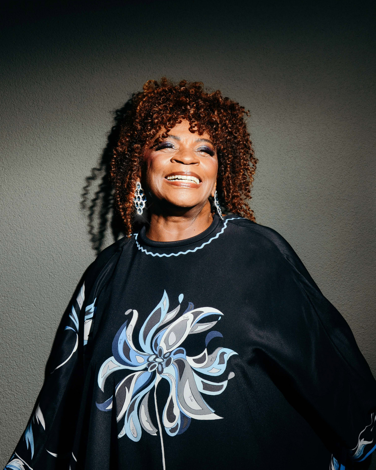 No mês da Consciência Negra, Zezé Motta bate um papo com a coluna Daniel Nascimento e fala sobre racismo e desafios na TV e no cinema brasileiro - Felipe Rufinno/ Divulgação