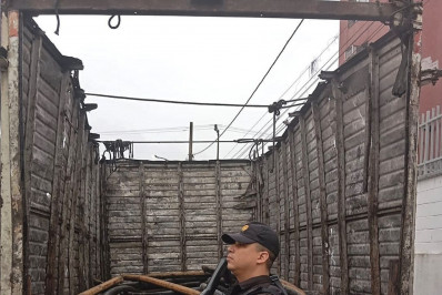 Quatro homens são presos por furtarem oito toneladas de cabos em Caxias