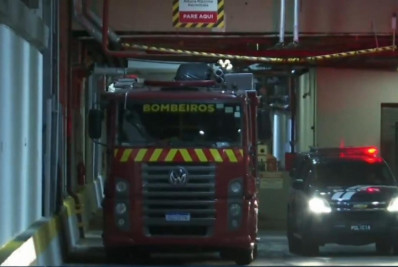 Homem é encontrado morto em poço de elevador de shopping em Curitiba