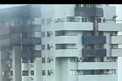 Vídeo: Incêndio atinge apartamento na Barra da Tijuca