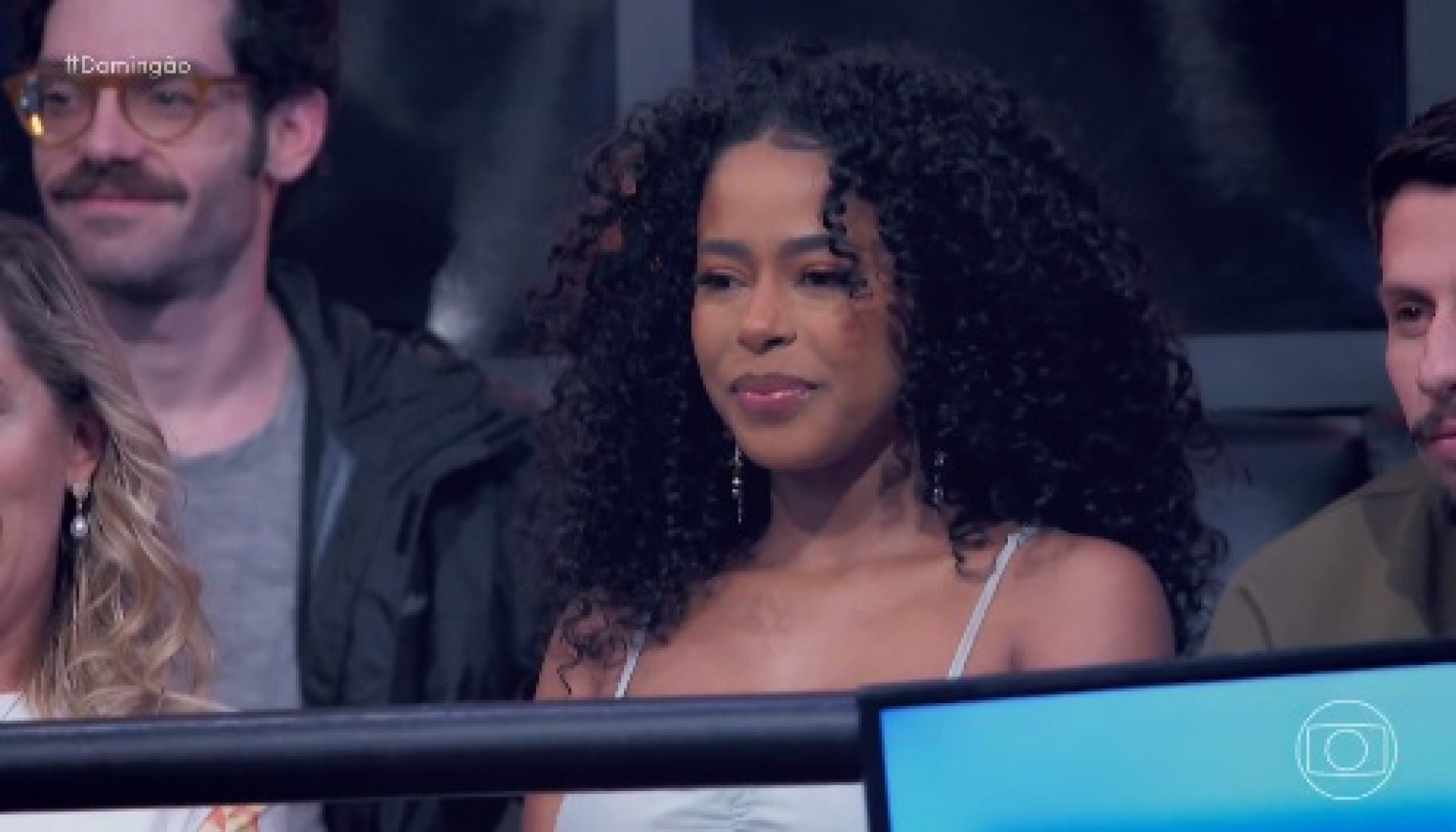 Lorena Maria  - Reprodução de Vídeo / X