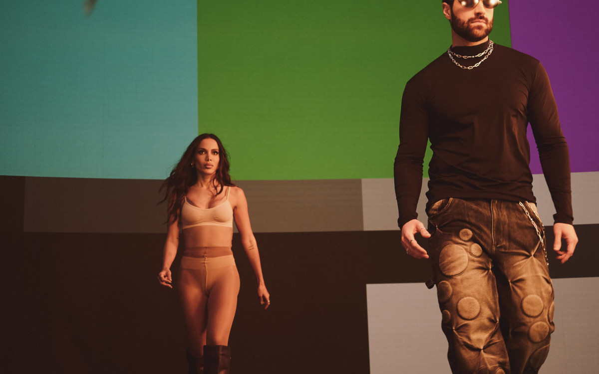 Alok e Anitta gravaram juntos o clipe da música 'Looking For Love' - Bravin/Divulgação