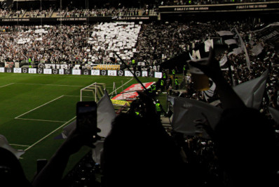 Suspeito de ferir fotógrafo com bomba na Arena MRV será indiciado por tentativa homicídio