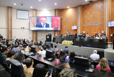 Gilmar Mendes diz que 'certamente Brasil seria outro e pior' sem inquérito das fake news
