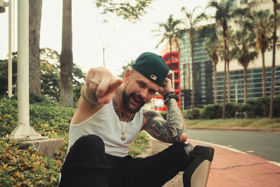 Ex-BBB e atleta criará perfil em site de conteúdo adulto: 'Minha mãe aprovou'