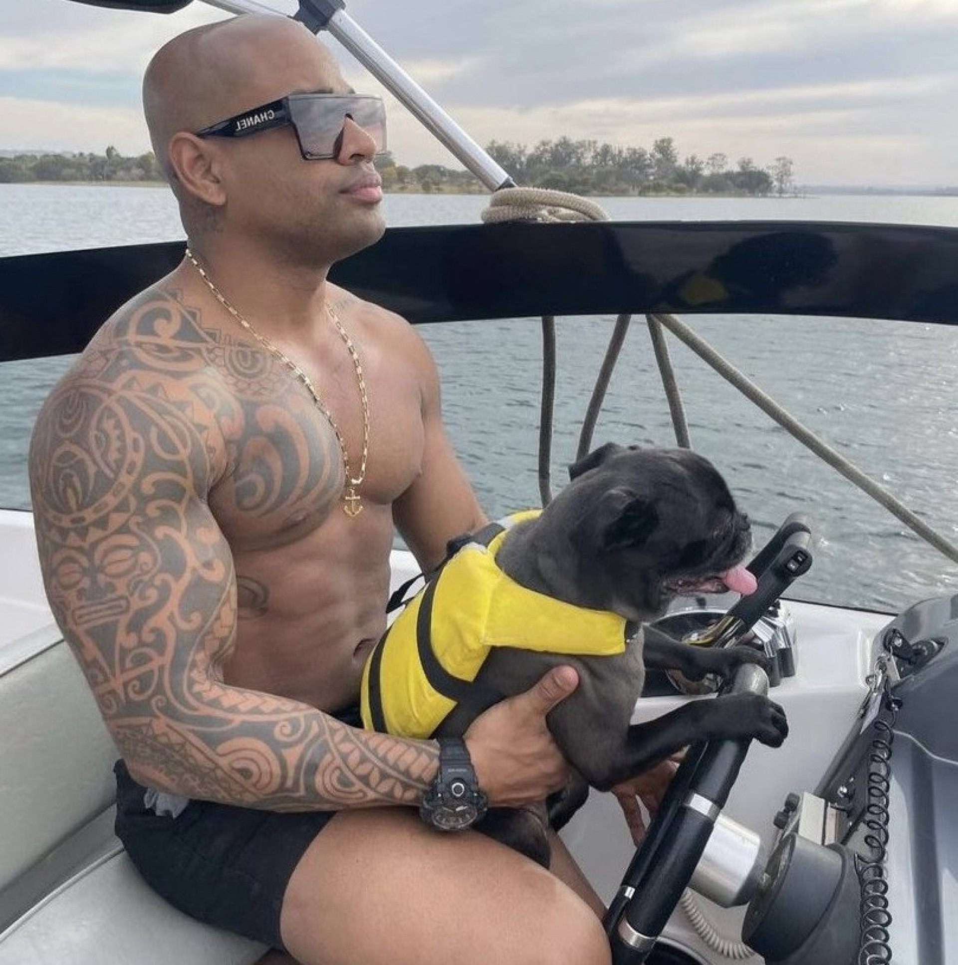 Rocco, cachorrinho de Cezar Black, enfrenta problema de saúde - Reprodução/Instagram 