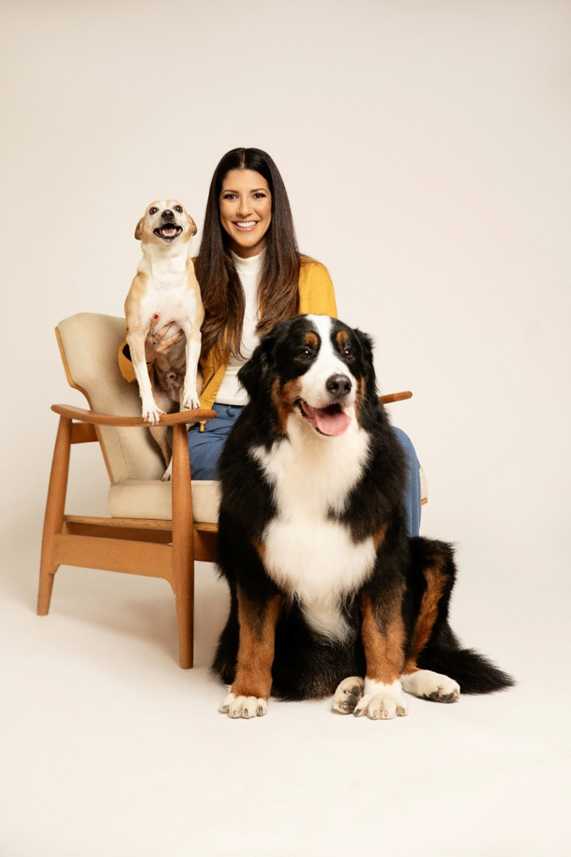 Ana Luiza com os hóspedes preferidos. - Divulgação