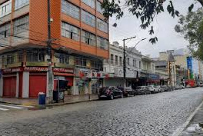 Lojas de Nova Friburgo podem abrir no feriado da Consciência Negra