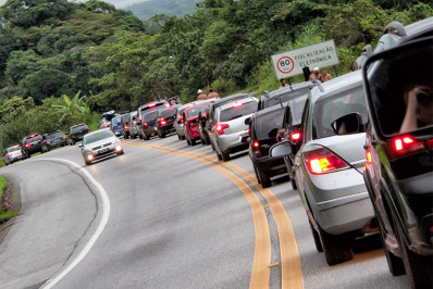 Plano para duplicar trecho da Rio-Santos em três anos custa R$ 3 bi