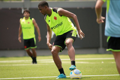 Vasco se aproxima de acordo para renovar contrato de Rayan