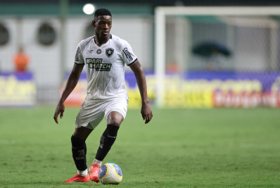 Luiz Henrique é expulso em confusão após empate entre Atlético-MG e Botafogo