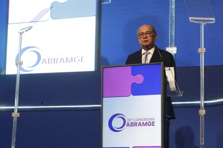 Gilmar Mendes confirma tentativa de golpe e descarta anistia: 'Crime consumado'