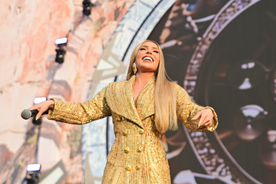 Manu Bahtidão grava audiovisual com participações de Léo Santana e Matheus & Kauan