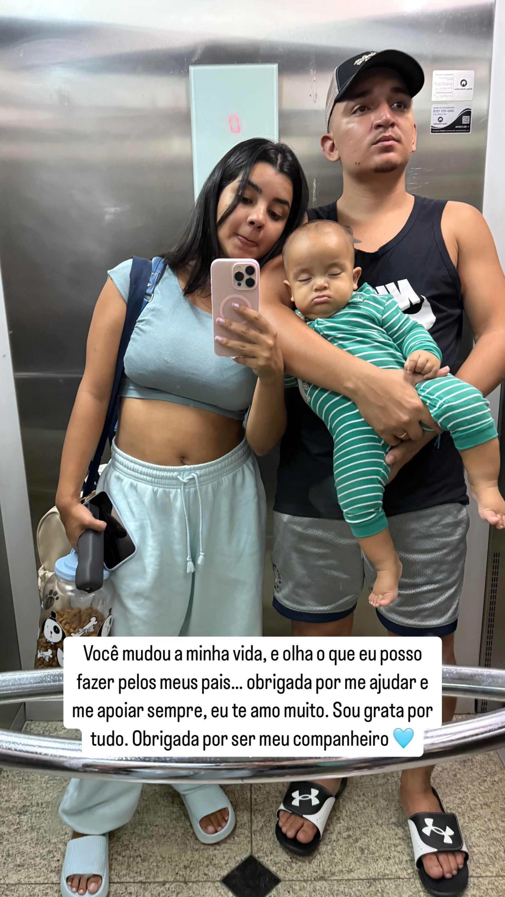 Ary Mirelle presenteia mãe com carro zero e enaltece João Gomes 
 - Reprodução / Instagram 