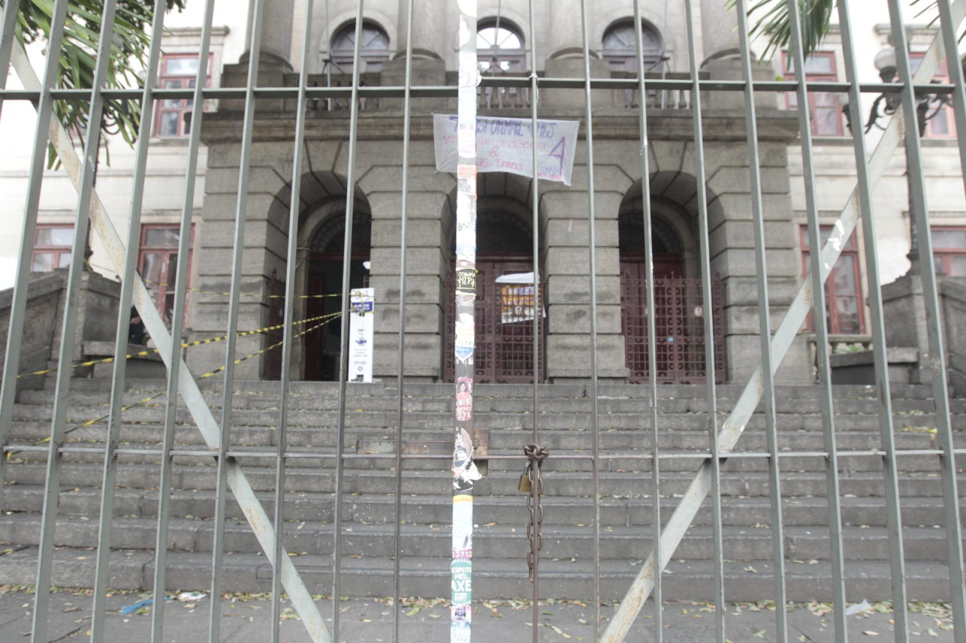 Expectativa &eacute; de que aulas no IFCS e IH sejam retomadas na segunda, ap&oacute;s reparos emergenciais nas instala&ccedil;&otilde;es hidr&aacute;ulicas - Reginaldo Pimenta/Ag&ecirc;ncia O Dia