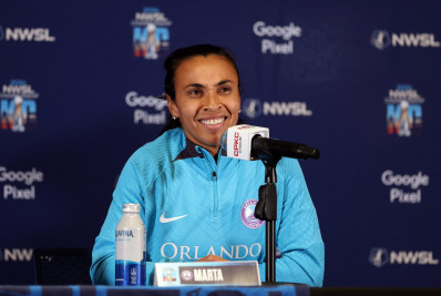 Marta diz que Copa de 2027 não é 'meta pessoal', mas não descarta retorno à Seleção